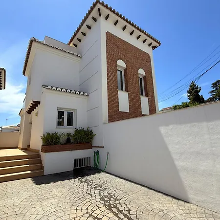 Villa Paradise - Daisy