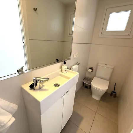 Paradise - Daisy Βίλα